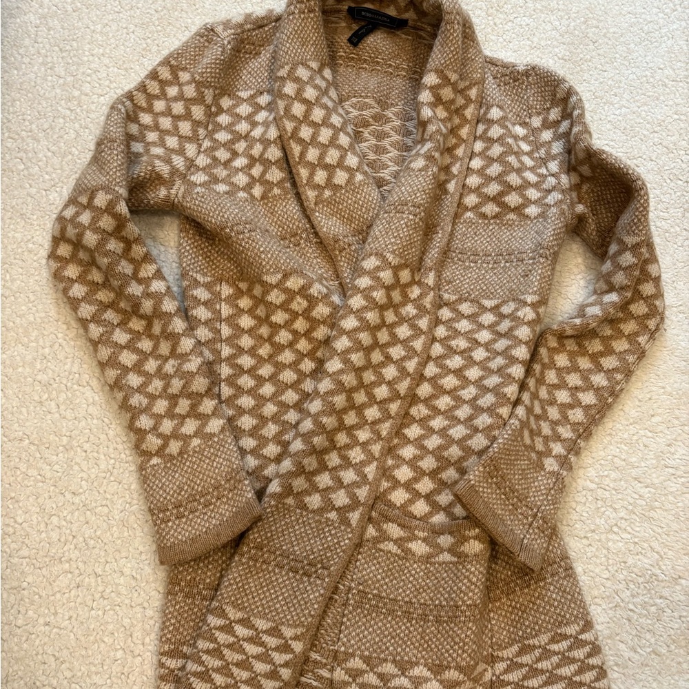 Cozy Tan Patterned Women's Sweater - BCBG MAXAZRIA size XXS